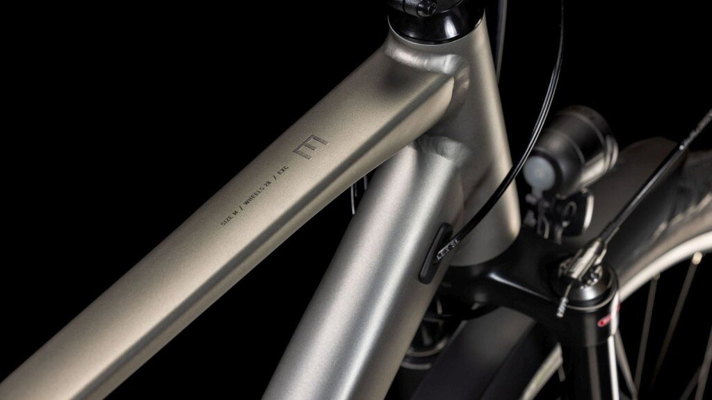 Cube KATHMANDU EXC 22